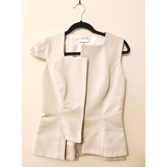 Liz black leather vest - Picture 1 of 3